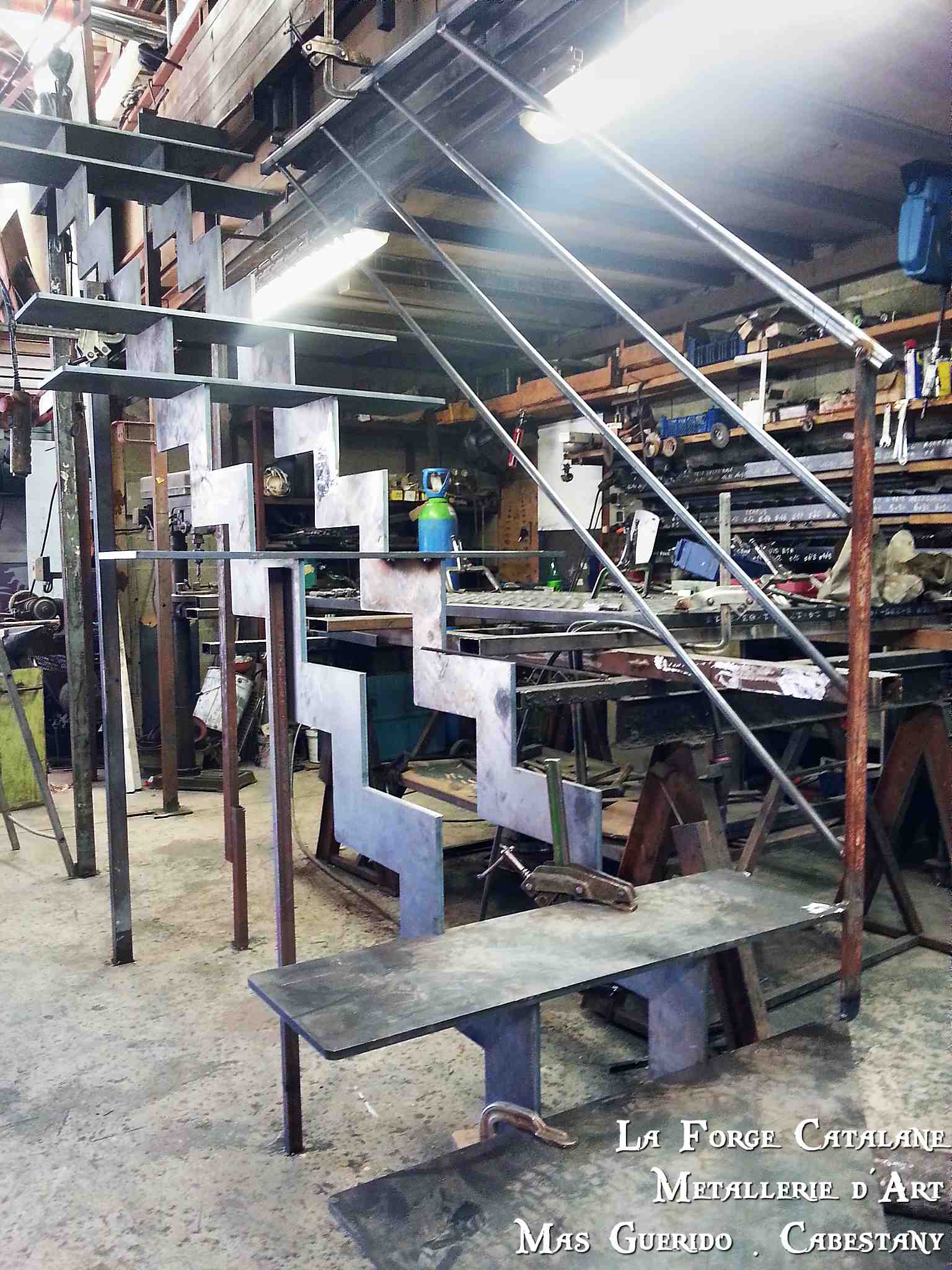 Limon cremaillere double decoupe laser marches fer 8 forge catalane.jpg